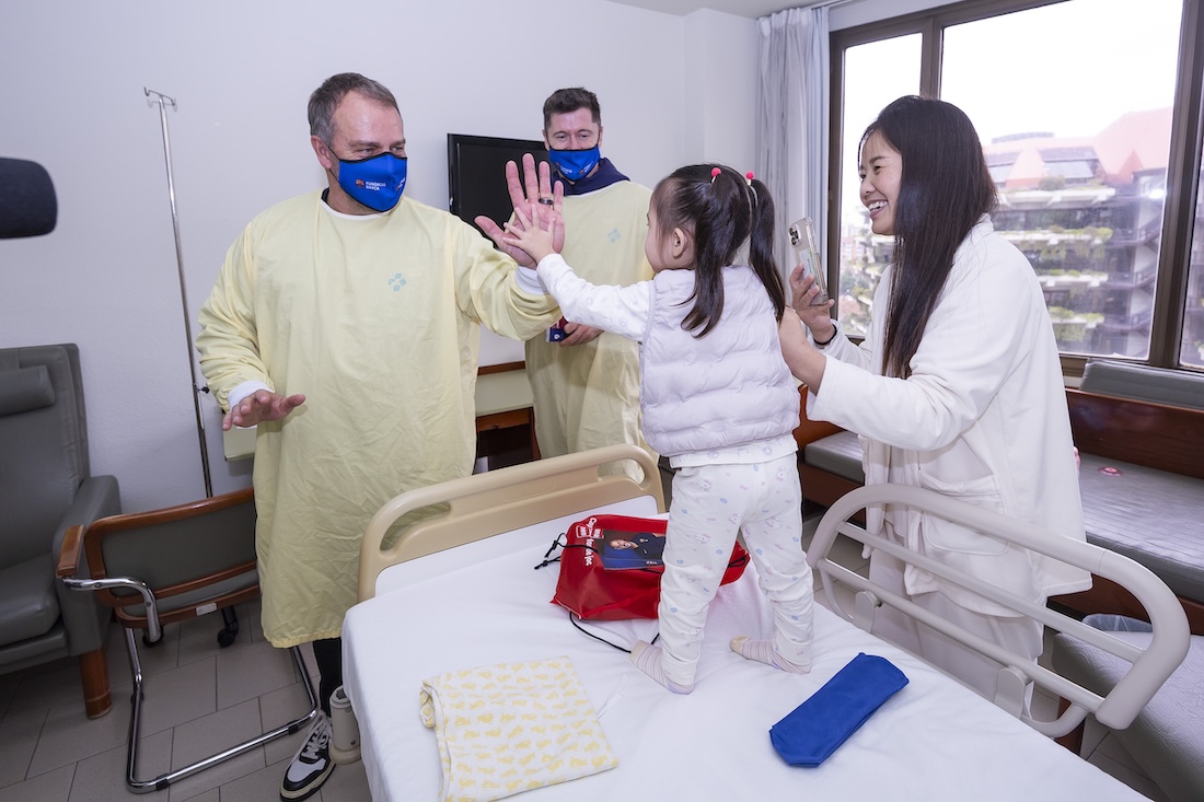 Visita jugadors FCB hospital de barcelona