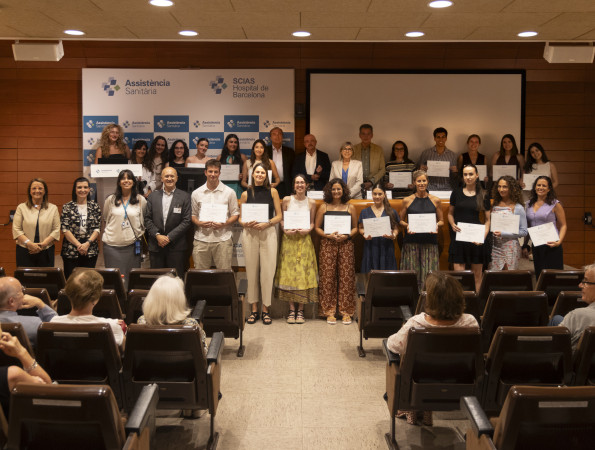 Fotografia de grup dels estudiants becats per Assistència Sanitària en el curs 2024-25
